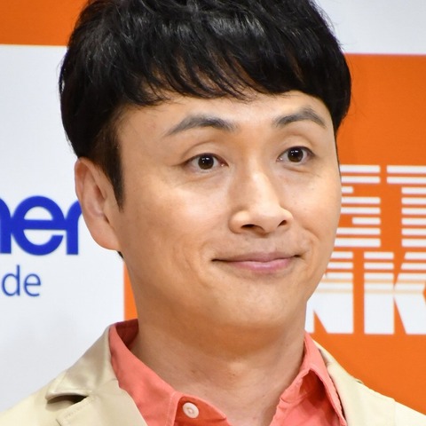 児嶋一哉、YouTube再登録「お願いします」!100万人の登録者が99.9万人に減少で異例の依頼 画像