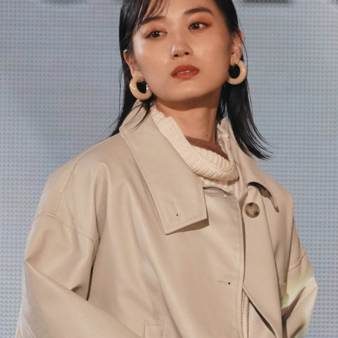 山下美月&五百城茉央、釣りの才能が覚醒!1メートル超えのタチウオを爆釣 画像