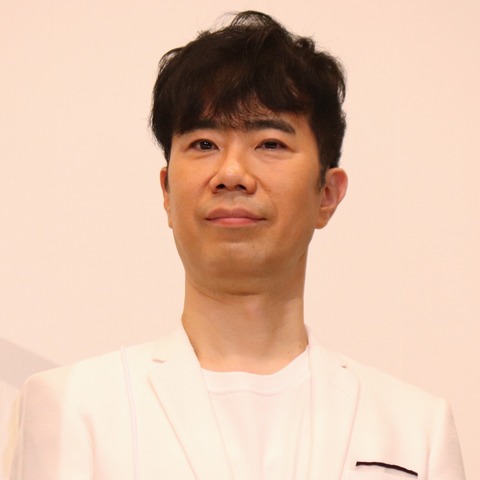『新婚さんいらっしゃい!』新司会・藤井隆、念願の初コケに感無量「夢がかないました」 画像