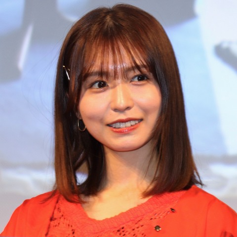 元欅坂46・長濱ねる、櫻坂を卒業する渡邉理佐に「本当によく頑張りました」 “推しメン”公言・佐々木久美も! 画像