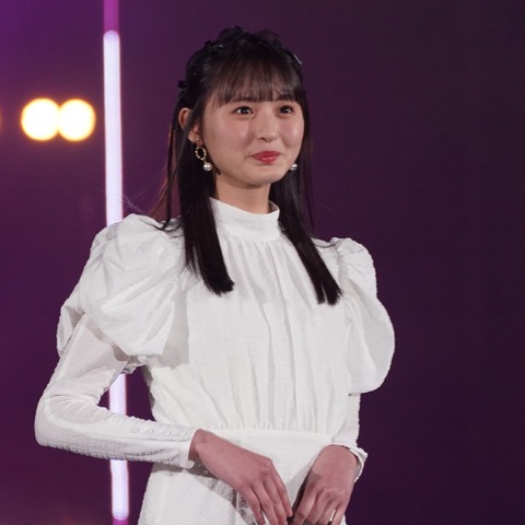 乃木坂46・遠藤さくらは「キメ顔クイーン」!? 『ごめフィン』の表情をライブカメラマンがベタ褒め! 画像