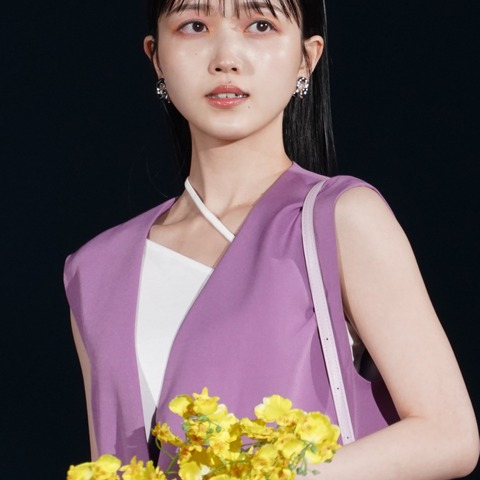 乃木坂46・久保史緒里、「キメ顔グランプリ」に選ばれ感激「6年やってきて…」 画像
