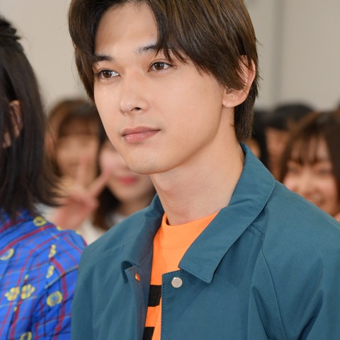 吉沢亮、学年の3分の1の女子から“日替わり”で告白された中学時代 画像