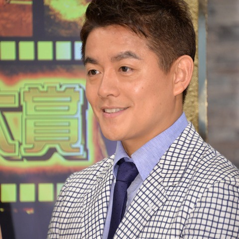 スピードワゴン井戸田、プロポーズの瞬間明かす 一般の親子連れに目撃され「ね~、あれ何?」 画像