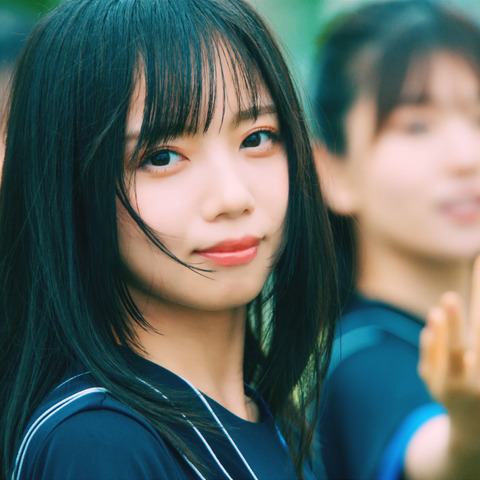 齊藤京子が初センター!日向坂46の新曲『月と星が踊るMidnight』MVが公開 画像