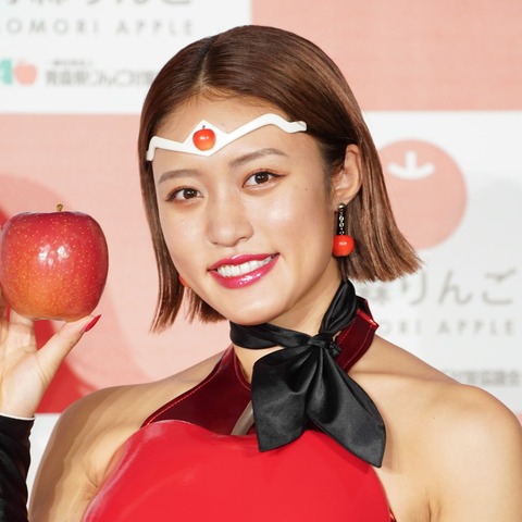 王林、セクシーなボディスーツスタイルでイベント出演!“青森りんご愛”を炸裂 画像
