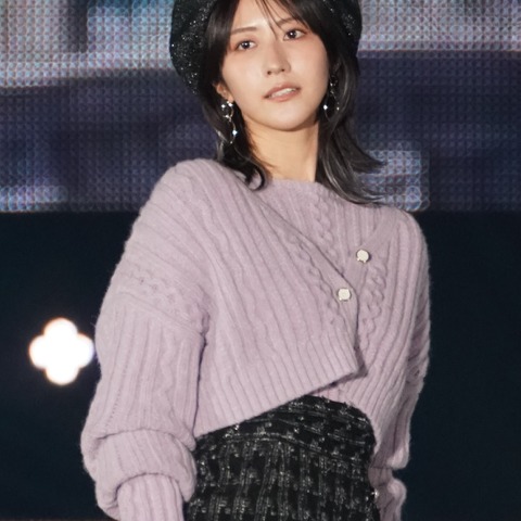 櫻坂46藤吉夏鈴・土生瑞穂・守屋麗奈が華麗にランウェイ、三者三様の魅力で会場を魅了 画像