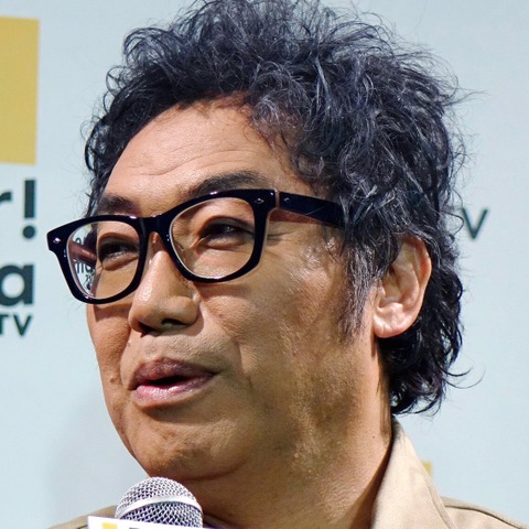 コロッケ、『ものまねグランプリ』卒業!五木ひろしサプライズ登場に男泣き 画像