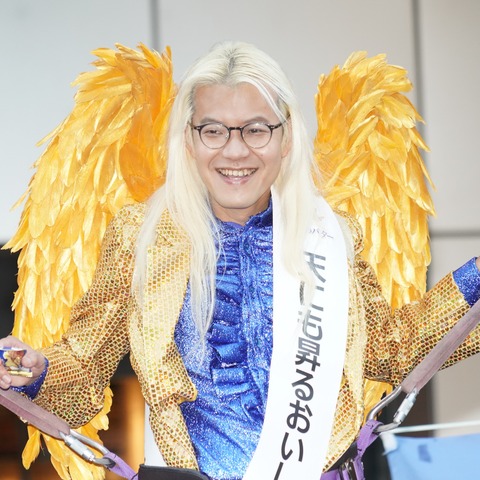 ZAZY、芸名の意外な由来を明かす「ずっとあなたと…」お見送り芸人しんいちも呆れ顔 画像