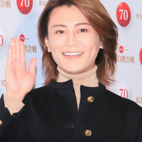 氷川きよし、年内の活動休止前に『うたコン』出演で号泣 ファンも涙 画像