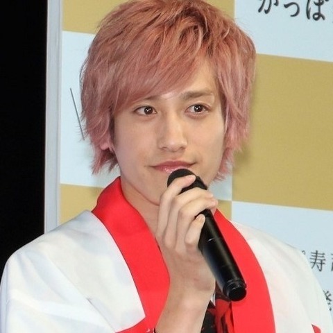 EXIT・兼近、吉岡里帆を好き過ぎてガン無視! 画像