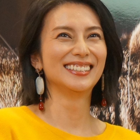 柴咲コウ、ハンカチと間違えて渡したモノにスタッフ絶句「これは…」 画像