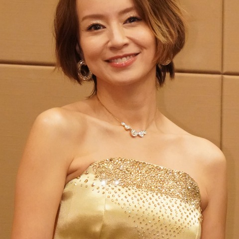 鈴木亜美、長年炭水化物は摂らない生活「仕事では食べるが…」 画像