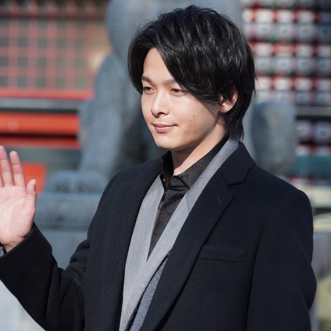 中村倫也、結婚のキーパーソンはバナナマン日村!?「どんな人がいいの?と言われ…」 画像