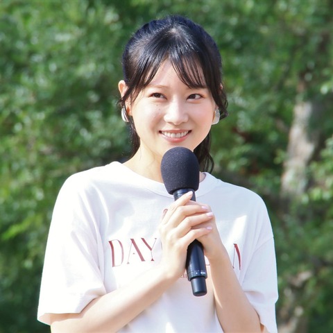 重盛さと美、トイレで危険な行為… 画像