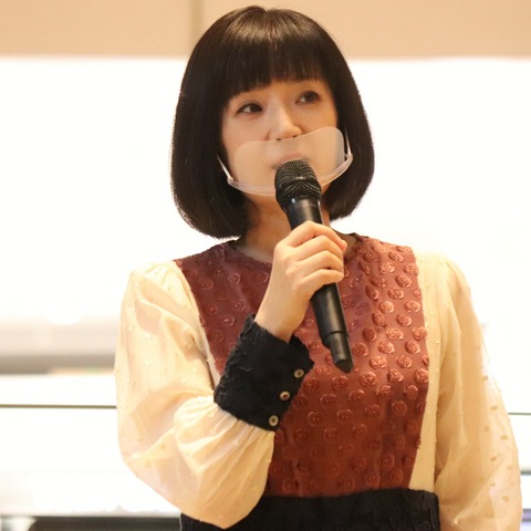 千秋、父親はガチの阪神ファン!結婚相手も阪神好きが絶対条件 画像