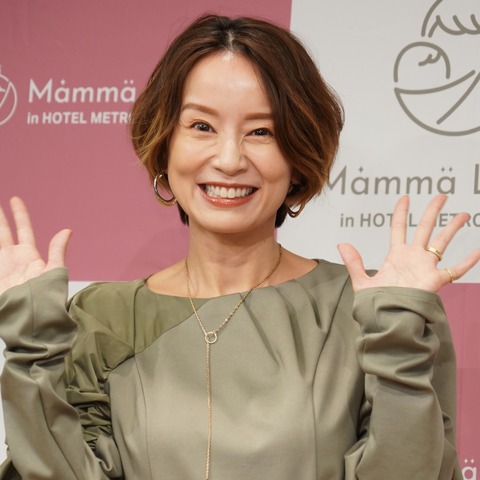 3児の母・鈴木亜美、朝の子育てルーティン&時短術を公開! 画像