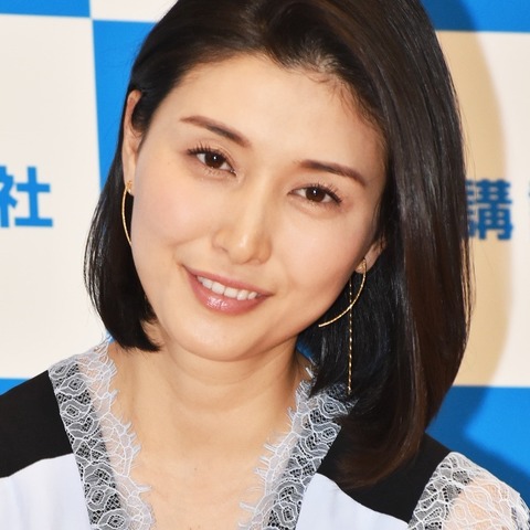 橋本マナミ、元カレの呆れた言い訳 捨ててあったストッキング「俺が穿いた!」 画像