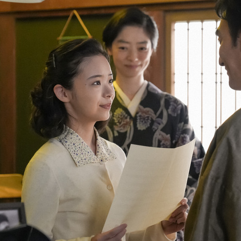 スズ子、新曲たずさえて地方公演へ!『ブギウギ』来週は恋の予感? 画像