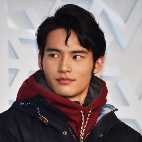 水上恒司、『ブギウギ』キスシーンに赤面「もう帰りたい」 画像