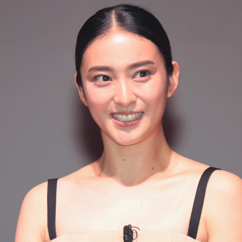 武井咲、まさかの詐欺被害 夫・TAKAHIROを名乗るメールを受け取る 画像