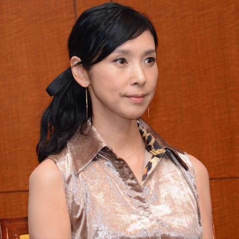 黒木瞳、結婚33年…今も夫と一緒にお風呂! 画像