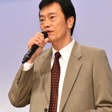 遠藤憲一、精神年齢はほとんど小学生！？広瀬アリスと“ごっこ遊び” 画像