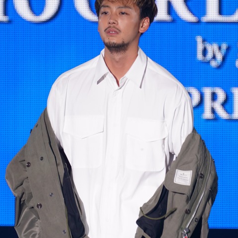 竹内涼真は無類のコーヒー好き!スタジオに“マイ焙煎グッズ”持ち込み 画像