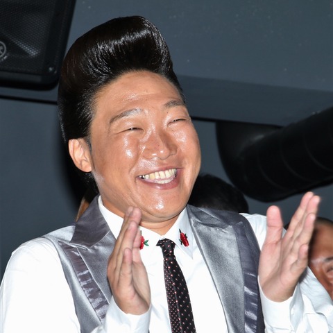 みやぞん、海外の空港で10時間拘束!税関職員が「人間として終わっている」 画像