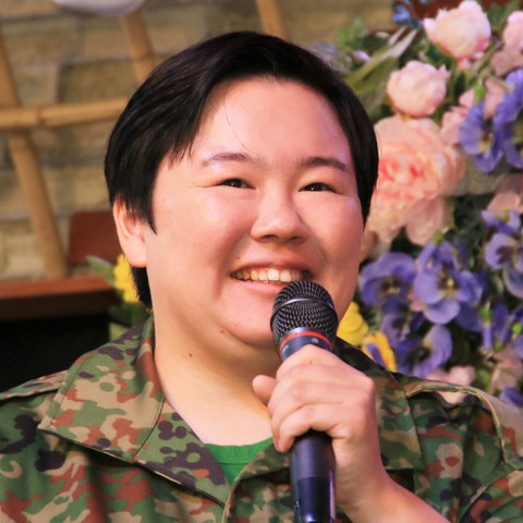 「思ってた再会と違う」やす子、6年ぶり自衛隊時代の上官からシゴかれ嘆き 画像