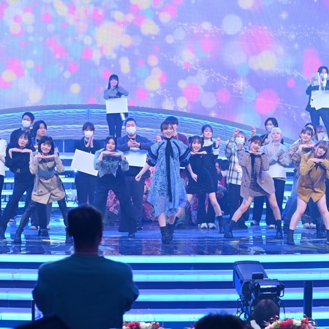 【NHK紅白】ME：I・COCORO、橋本環奈＆伊藤沙莉とのステージ共演に「ドキドキで緊張」 画像