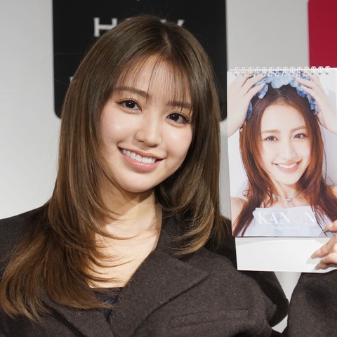 香音「今年もカレンダーを出せることが嬉しい」、クリスマスは「私がサンタさんになろうかな」 画像