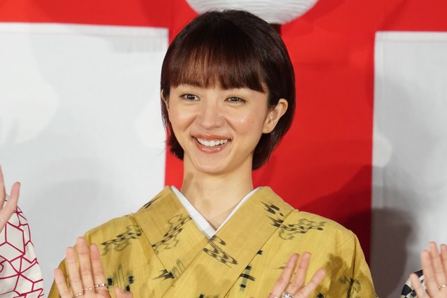 満島ひかり、結婚と妊娠を報告！「先ほど婚届を提出」お相手はモデル 画像