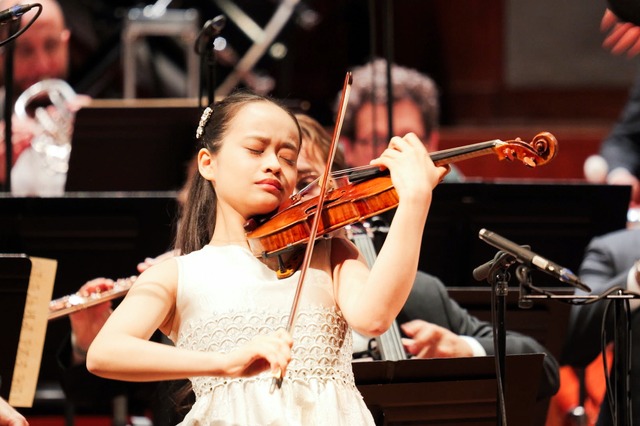 NHKスペシャル、14歳のバイオリニスト・HIMARIの1年に密着！神童から“歴史に名を刻む音楽家”へ 画像