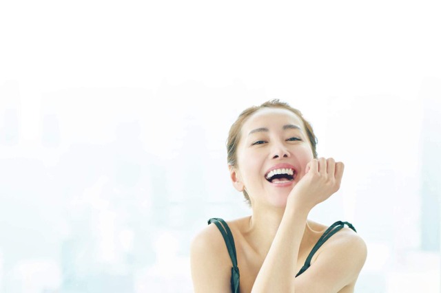 熊切あさ美、波瀾万丈な半生を赤裸々告白！恋愛スキャンダルやいじめなど「崖っぷち」の過去や“美ボディ”の秘訣も 画像