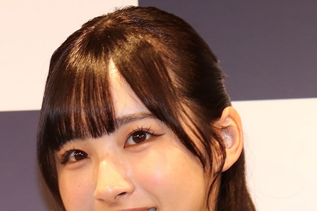 「日傘おおきいからみて」沖 侑果の投稿に、日傘よりもファンが釘付けになったもの 画像