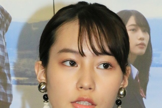 南沙良、24歳誕生日配信を予告！「ぜひ見て下さい」 画像