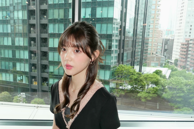 松尾そのま、大人の魅力漂う最新ショットに反響「高校生離れしてる」 画像
