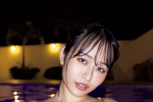 Hカップの完璧ボディ・天野ちよが最大露出！1st写真集のアザーカットが表紙＆巻頭10Pで公開 画像