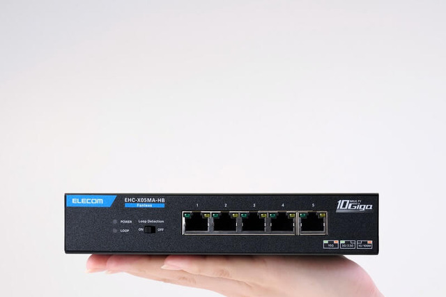 エレコム、全ポート10Gbps対応のマルチギガスイッチングハブ2モデルを発売 画像