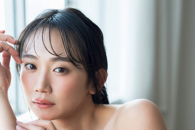 相沢菜々子が圧巻の9頭身ボディ！Iカップ女子大生の蒼井すず、爽香らが大胆カット披露 画像