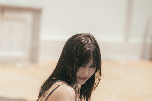 ブランチリポーター・冴木柚葉、1st写真集発売決定！水着姿の先行カット公開 画像