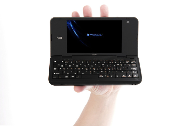 わずか388g、4.8型タッチパネル液晶ウルトラモバイルPC 画像