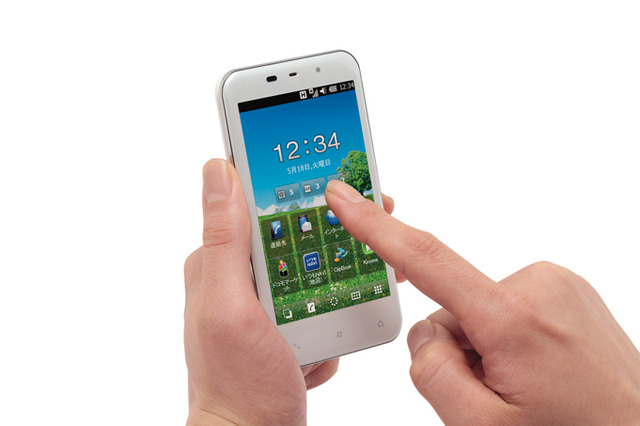 ドコモ、夏モデル2機種発売――STYLEシリーズ「F-08B」、スマートフォン「dynapocket T-01B」 画像