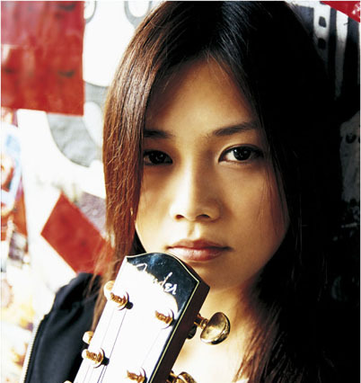 YUI『LIFE』ビデオクリップ無料配信〜BLEACHエンディングテーマ 画像
