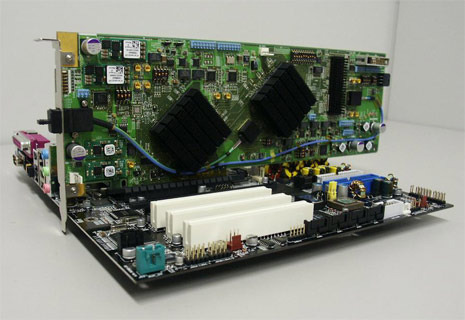 NEC、複数のコンピュータでHDDやネットワークカードなどを同時に共有する技術を開発 画像