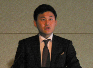 楽天、2005年度第3四半期決算説明会を開催。「1兆円が見えてきた」と三木谷会長 画像
