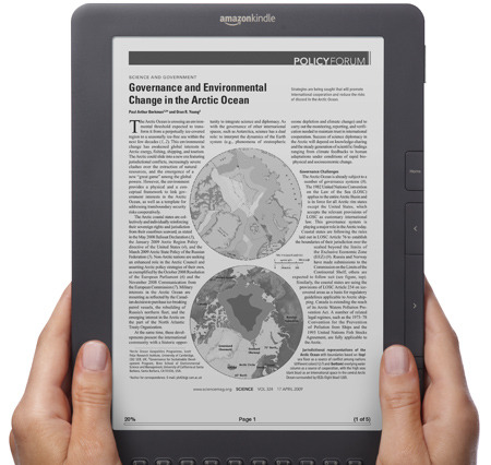 米アマゾン、電子書籍リーダー「Kindle DX」の新モデルを発表 画像
