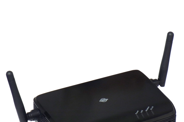 プラネックス、Wi-Fi利用でPCとプロジェクターを無線でつなぐプレゼンシステム 画像