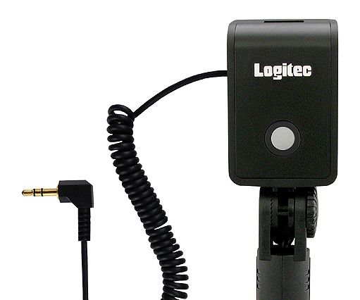 ロジテック、iPodなど携帯音楽プレーヤー向けのUSB充電機能付き車載用FMトランスミッター 画像